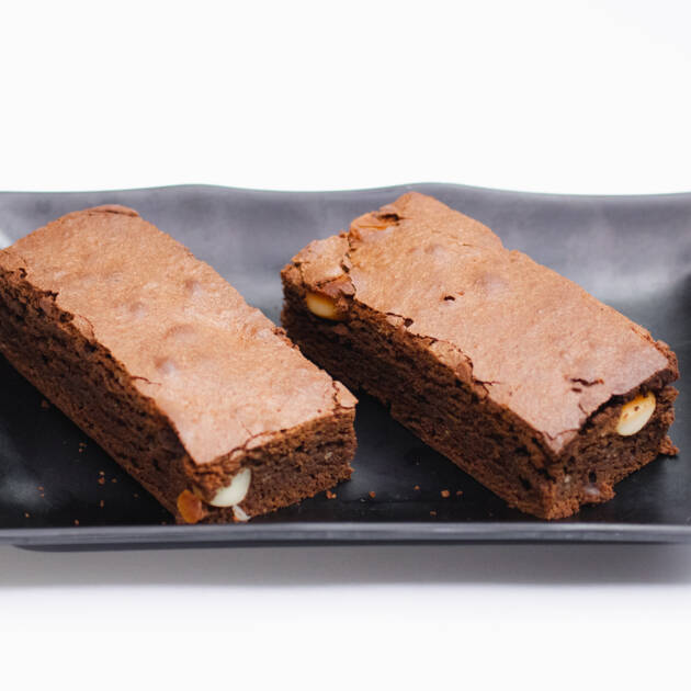 Chocolate & Macadamia Brownies