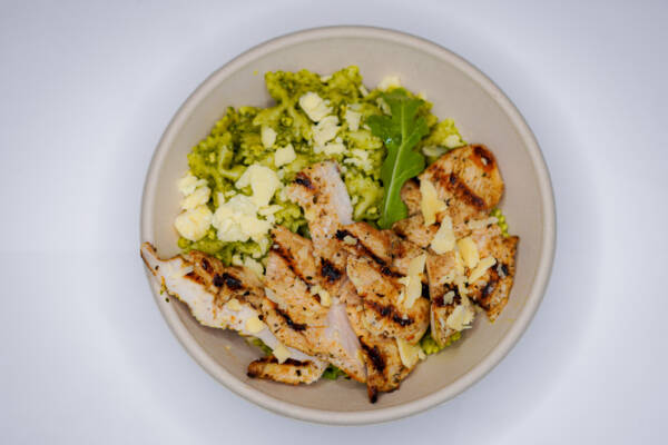 Grilled Chicken & Pesto Pasta Farfale - Image 3